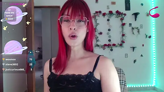 Snapshot of _GalyaX_ chatting on 11/27/25, 02:52 GalyaX online show from 11/27/25, 02:52