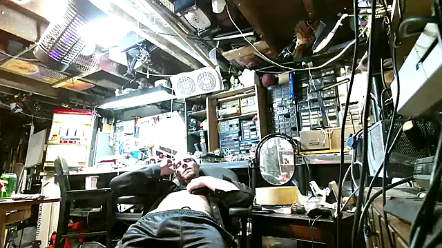 mrwinsalot88 online show from 09/26/25, 08:07