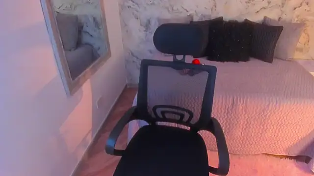 Bella desi  online show from 03/09/25, 12:53