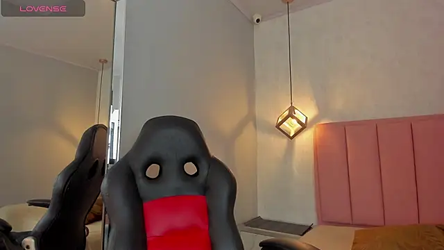 SUNNYCYRUS online show from 07/15/26, 12:43
