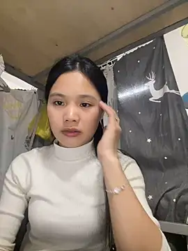 Snapshot of Be-MyMy chatting on 02/24/25, 10:48 Be-MyMy online show from 02/24/25, 10:48