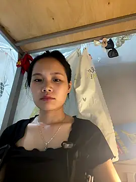 Snapshot of Be-MyMy chatting on 09/11/25, 02:28 Be-MyMy online show from 09/11/25, 02:28