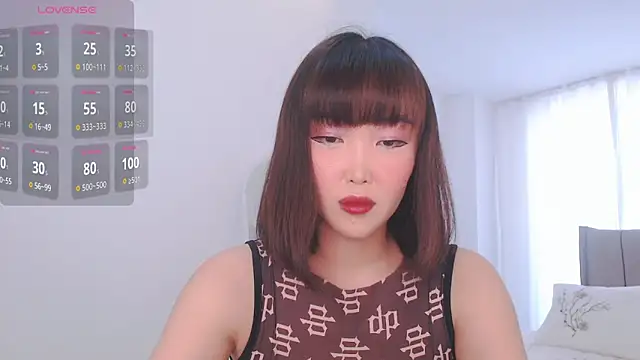 Snapshot of TumiLio chatting on 03/02/25, 01:49 TumiLio online show from 03/02/25, 01:49