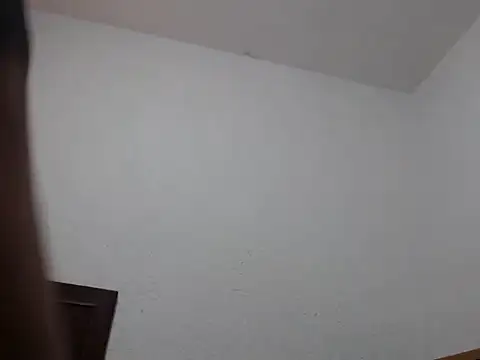 Snapshot of Ian2051 chatting on 11/07/25, 12:32 Ian2051 online show from 11/07/25, 12:32