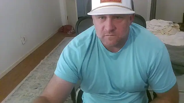 Snapshot of poundyouout69 chatting on 02/01/25, 08:37 poundyouout69 online show from 02/01/25, 08:37