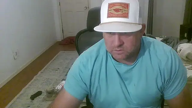 Snapshot of poundyouout69 chatting on 02/03/25, 05:18 poundyouout69 online show from 02/03/25, 05:18