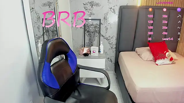 SUZETMONACO online show from 12/16/25, 07:41