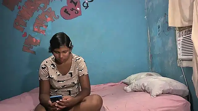 Sweetiefoxxx online show from 01/12/25, 02:09