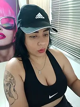 Snapshot of marta201_alfaro chatting on 11/09/25, 01:31 marta201 alfaro online show from 11/09/25, 01:31