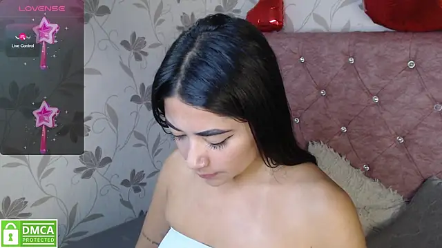 Snapshot of Susy_thomson chatting on 02/15/25, 11:25 Susy thomson online show from 02/15/25, 11:25