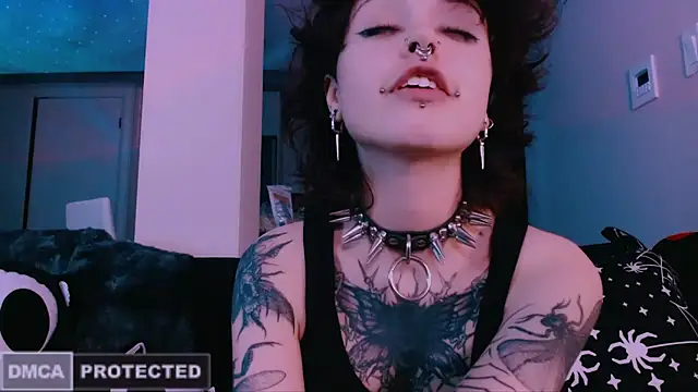 NaughtyLittleFox online show from 02/15/26, 08:02