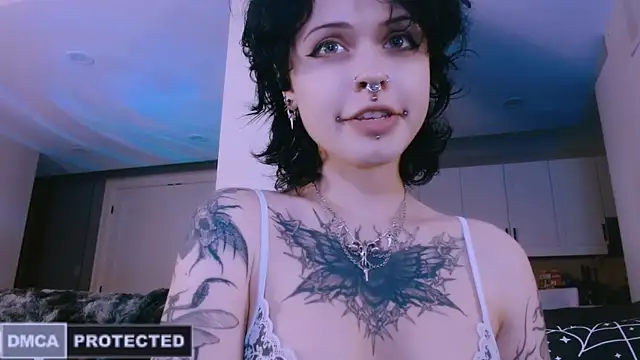Snapshot of NaughtyLittleFox chatting on 04/03/26, 03:26 NaughtyLittleFox online show from 04/03/26, 03:26