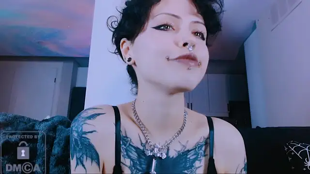 Snapshot of NaughtyLittleFox chatting on 07/13/26, 04:04 NaughtyLittleFox online show from 07/13/26, 04:04