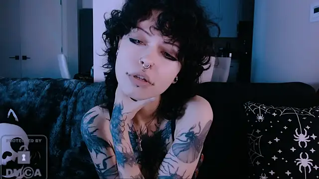 Snapshot of NaughtyLittleFox chatting on 07/14/26, 02:38 NaughtyLittleFox online show from 07/14/26, 02:38