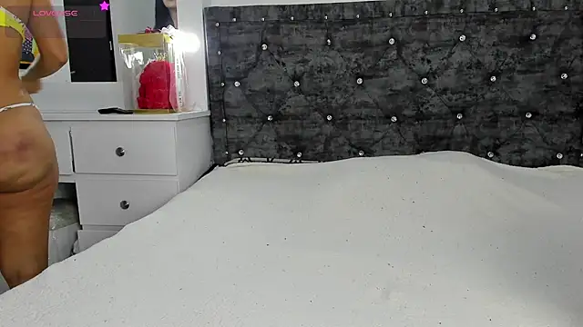 Snapshot of anastasia_danger chatting on 12/26/24, 01:54 anastasia danger online show from 12/26/24, 01:54