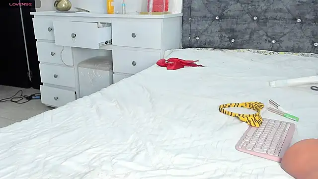 anastasia danger online show from 01/02/25, 01:27