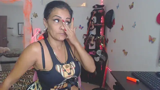 brigitht online show from 10/19/25, 04:18