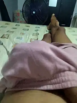 Snapshot of Elii_uwu chatting on 02/16/25, 02:53 Elii uwu online show from 02/16/25, 02:53