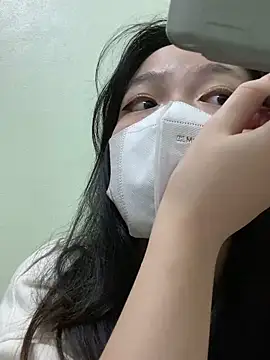 Snapshot of minmin2kk5 chatting on 01/09/25, 01:18 minmin2kk5 online show from 01/09/25, 01:18