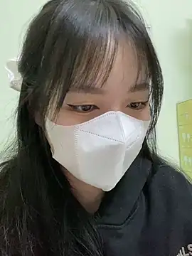 Snapshot of minmin2kk5 chatting on 03/10/25, 01:12 minmin2kk5 online show from 03/10/25, 01:12