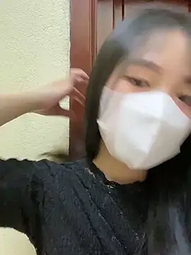 Snapshot of minmin2kk5 chatting on 03/13/25, 04:12 minmin2kk5 online show from 03/13/25, 04:12