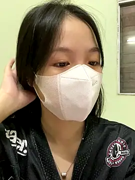 Snapshot of minmin2kk5 chatting on 10/02/25, 03:13 minmin2kk5 online show from 10/02/25, 03:13