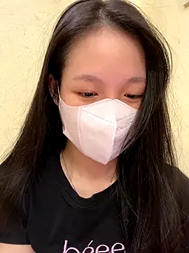 Snapshot of minmin2kk5 chatting on 10/15/25, 02:39 minmin2kk5 online show from 10/15/25, 02:39