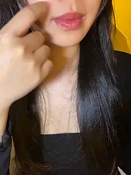 minmin2kk5 online show from 11/11/25, 12:43