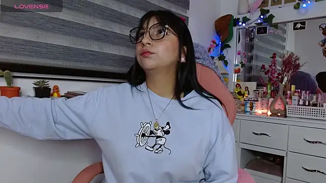 Littlerouse  online show from 01/10/25, 01:53