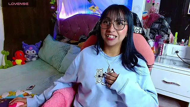 Littlerouse  online show from 02/17/25, 10:47