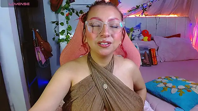 Snapshot of Littlerouse_ chatting on 03/12/26, 07:36 Littlerouse online show from 03/12/26, 07:36