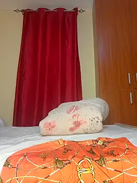 Freya 004 online show from 11/27/25, 07:32