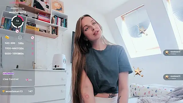 Snapshot of violet_blue_eyes chatting on 04/20/26, 12:52 violet blue eyes online show from 04/20/26, 12:52