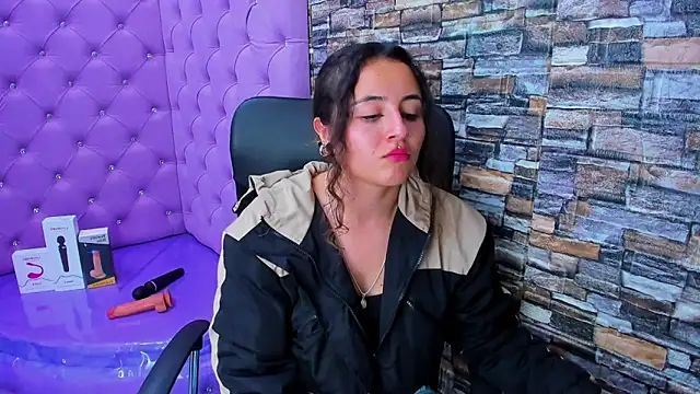 Snapshot of celeste_blue69 chatting on 12/11/24, 09:41 celeste blue69 online show from 12/11/24, 09:41