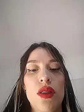 manu lara online show from 10/23/25, 11:42