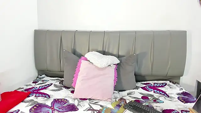 Cherllynn online show from 02/27/25, 03:48