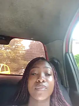 Snapshot of Nicole_Colette_ chatting on 01/26/25, 03:36 Nicole Colette  online show from 01/26/25, 03:36