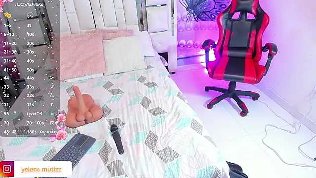 Yelena mutiz online show from 02/18/26, 01:18