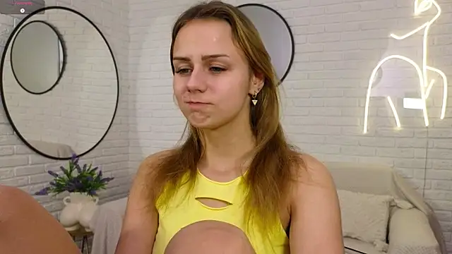 Snapshot of Wendy_D0ll chatting on 01/13/26, 09:31 Wendy D0ll online show from 01/13/26, 09:31