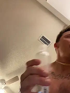 Snapshot of rock-hard-fun chatting on 01/16/25, 05:32 rock-hard-fun online show from 01/16/25, 05:32