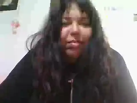 Snapshot of scarletttlove chatting on 06/28/26, 02:06 scarletttlove online show from 06/28/26, 02:06