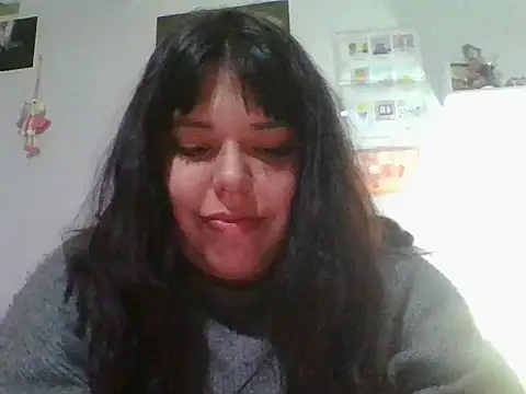Snapshot of scarletttlove chatting on 07/01/26, 01:40 scarletttlove online show from 07/01/26, 01:40