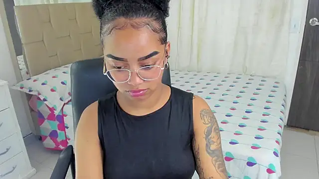 gretell evans online show from 12/07/24, 02:13