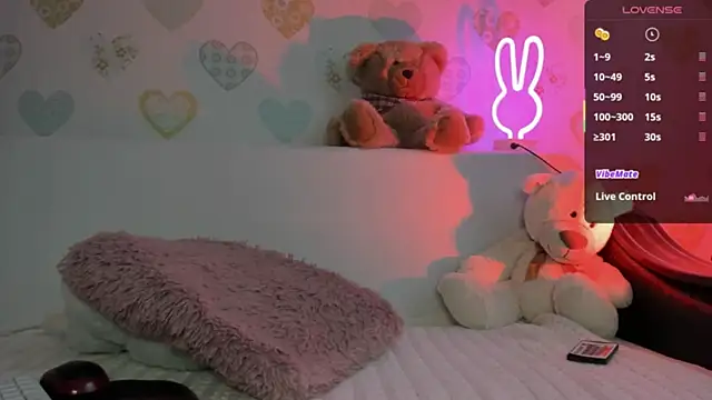 EliLynch online show from 10/25/25, 01:18