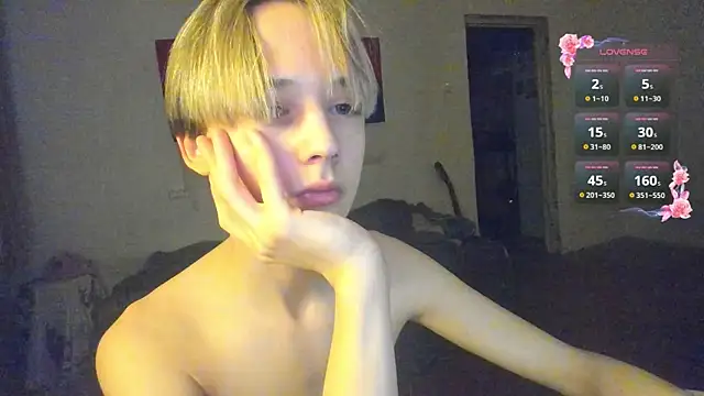 Snapshot of Vampirella_GS chatting on 04/19/26, 06:10 Vampirella GS online show from 04/19/26, 06:10