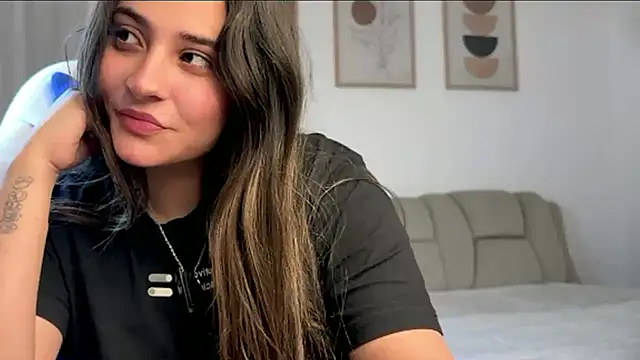 Snapshot of demieliss chatting on 03/14/26, 08:47 demieliss online show from 03/14/26, 08:47