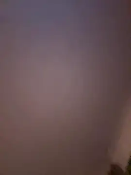 Snapshot of Banana_Boy chatting on 11/18/25, 08:57 Banana Boy online show from 11/18/25, 08:57