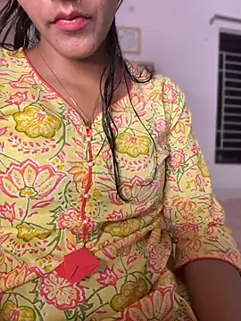 Snapshot of Goddess_sneha chatting on 04/17/26, 03:48 Goddess sneha online show from 04/17/26, 03:48