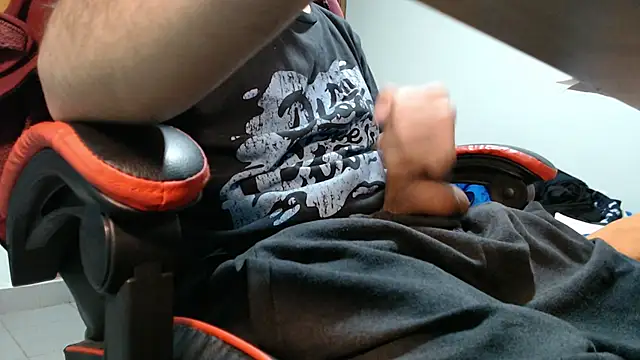 pattcam online show from 10/28/25, 09:17