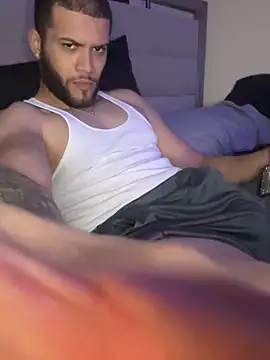 Snapshot of Joker19196 chatting on 10/02/25, 12:17 Joker19196 online show from 10/02/25, 12:17